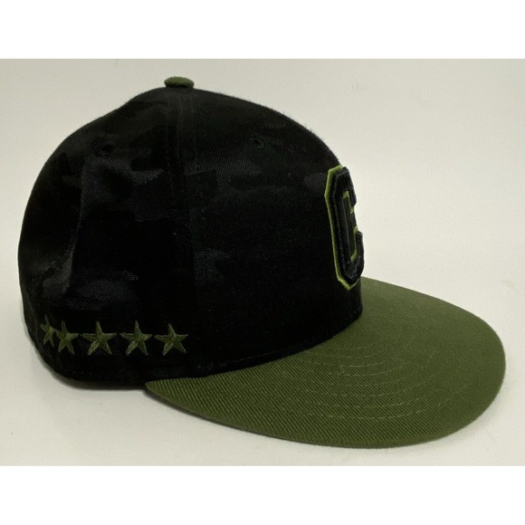 Cleveland Indians 7 3/8 New Era Exclusive Fitted Hat Cap Green Black Camo - Picture 2 of 12